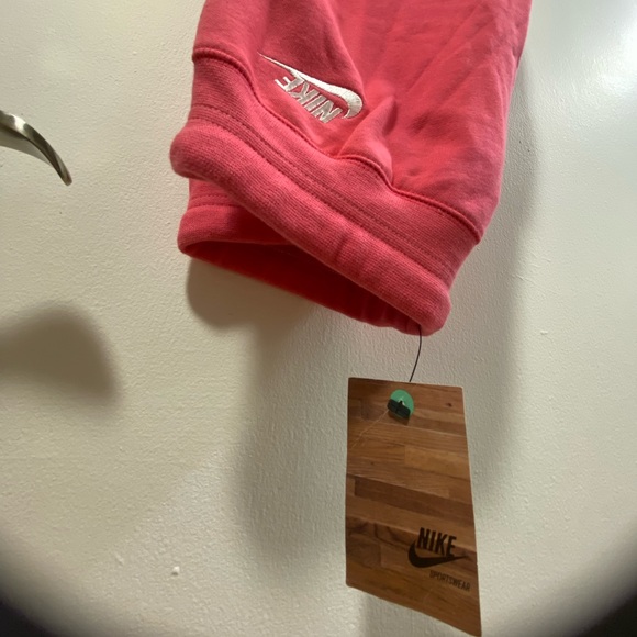 (Bundle 2/$25) NWT Sweatpants Nike XL (Junior) - Picture 4 of 6